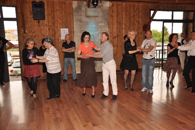 min 2009 05 03 station danse 088